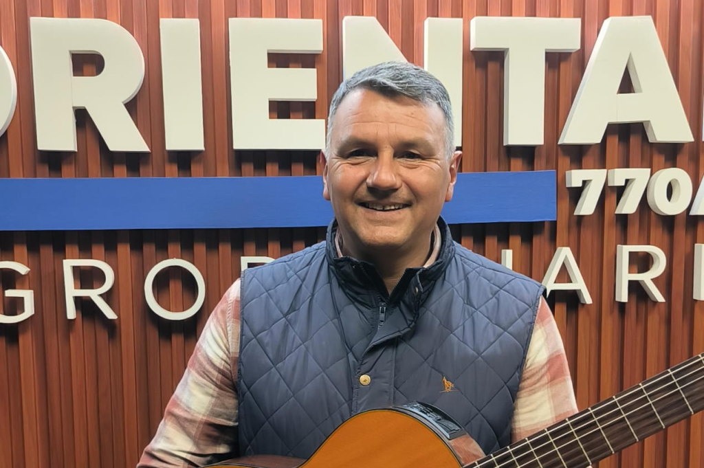Marcelo Garay entre el canto, el canto y el fuego